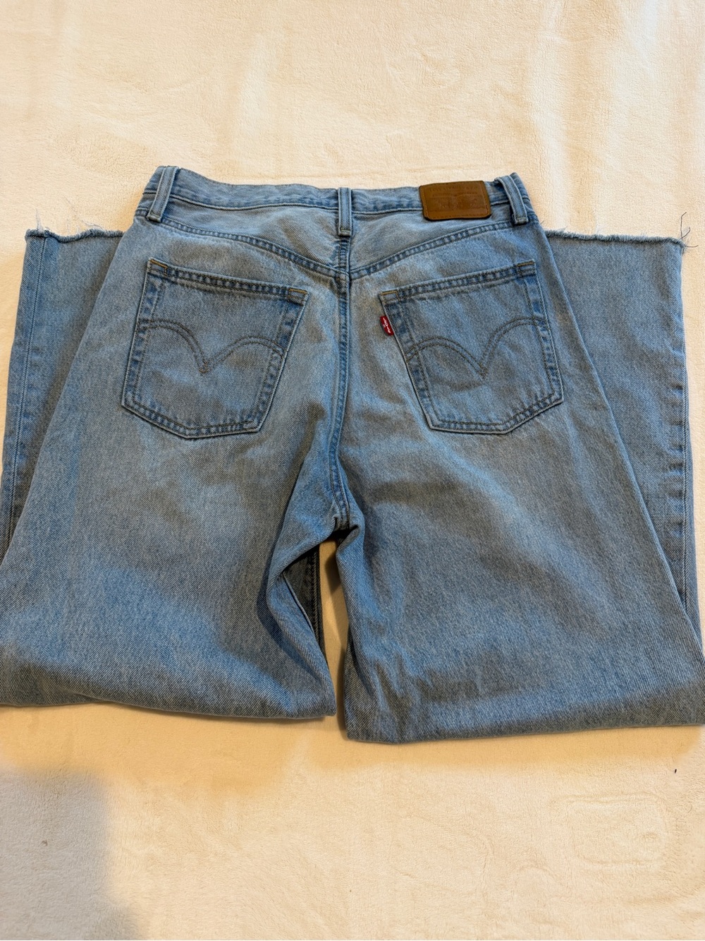 Levi's Rib Cage Wide Leg - Picture 4 of 5